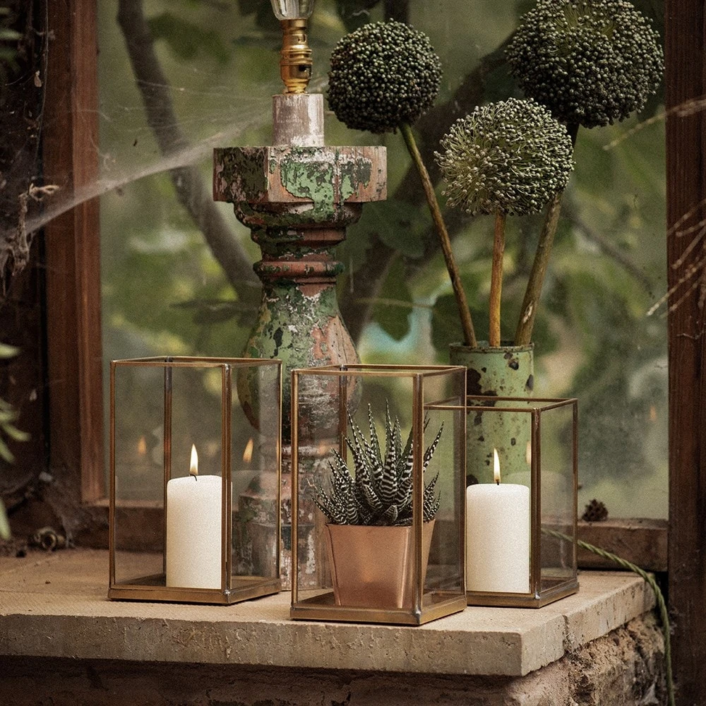 Simple Terrarium / Tealight Holder With Tray Base 2 Simple Terrarium / Tealight Holder With Tray Base - Image 2